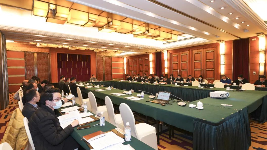出格报路 | Z6尊龙凯时集团召开鼎新三年行动宣贯会