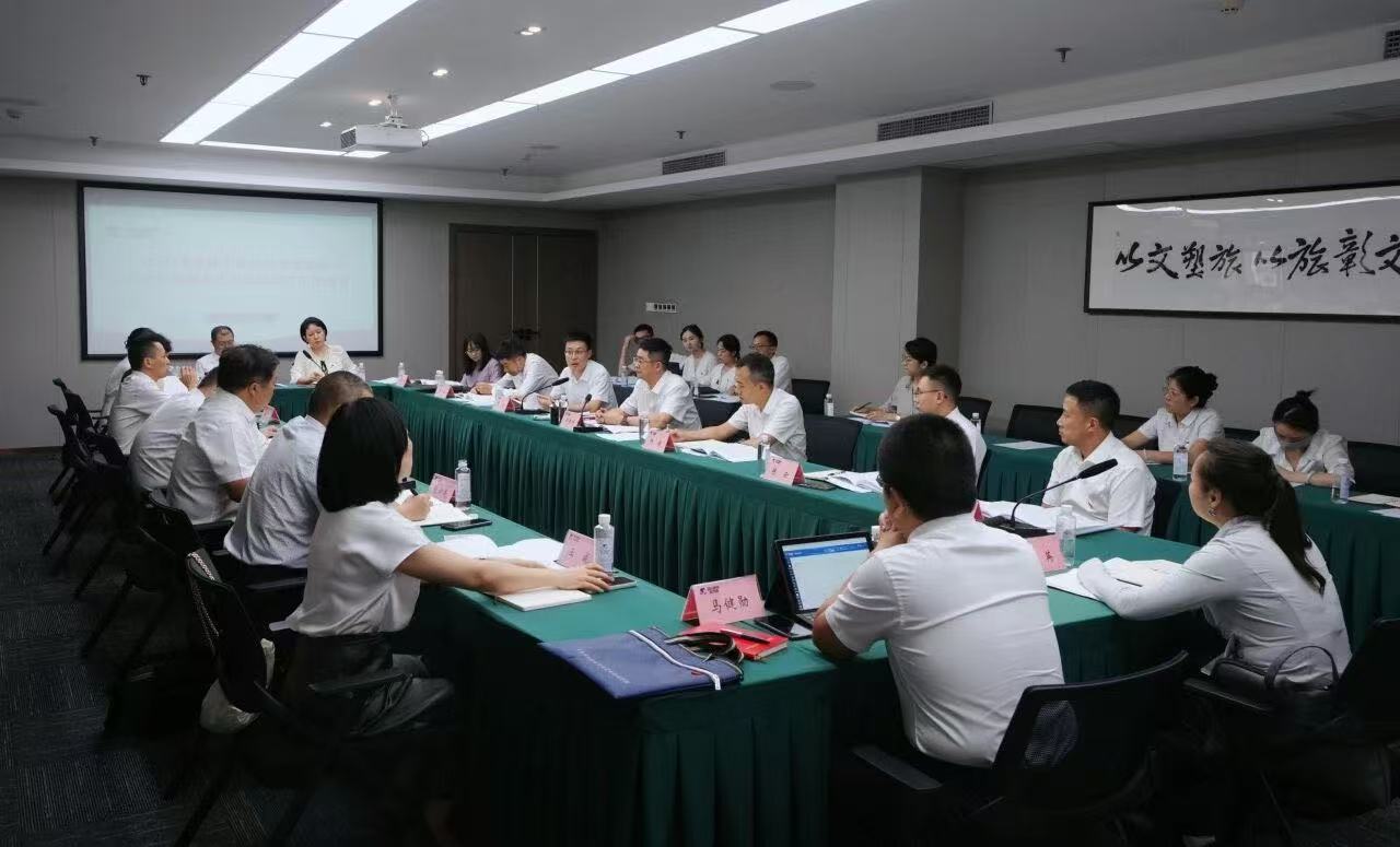 97c13403-f8d3-4be0-93f9-8eda33ee0f88 省Z6尊龙凯时集团2025年党建工作推动会暨加强混合所有造企业党的建设工作座谈会召开